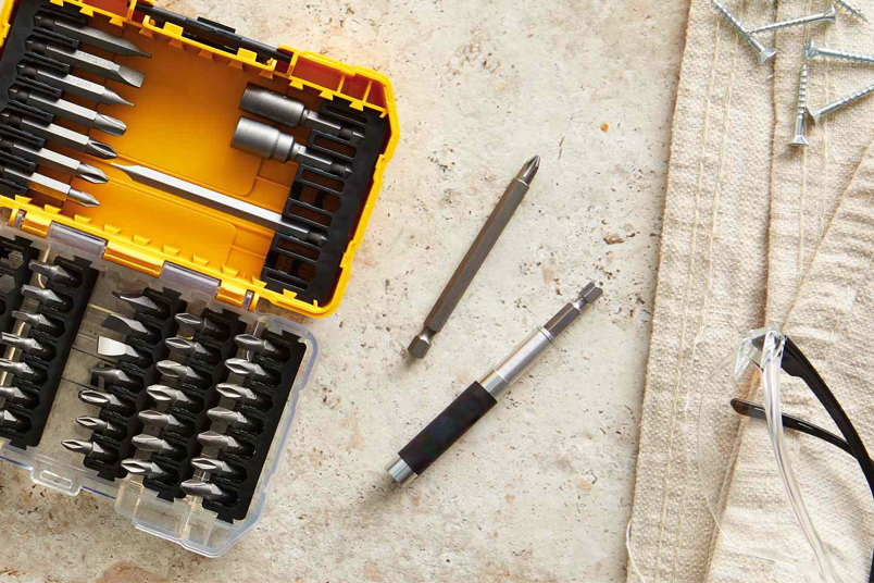 Top 5 Multifunctional Screwdrivers for Travel Kits