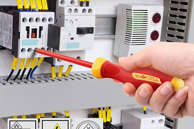VDE-Certified Phillips Screwdrivers: Safety in Electrical Work