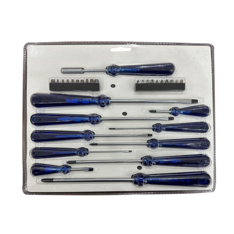 Factory direct chrome vanadium strong magnetic 31 pieces Screwdriver Set Includes 1 ratchet screwdriver and 20 bits